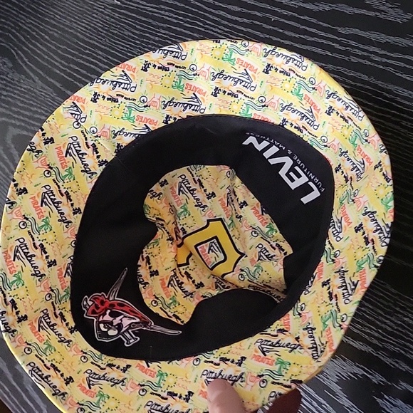 Yellow Pittsburgh Bucket Hat Reverdable - Picture 3 of 3
